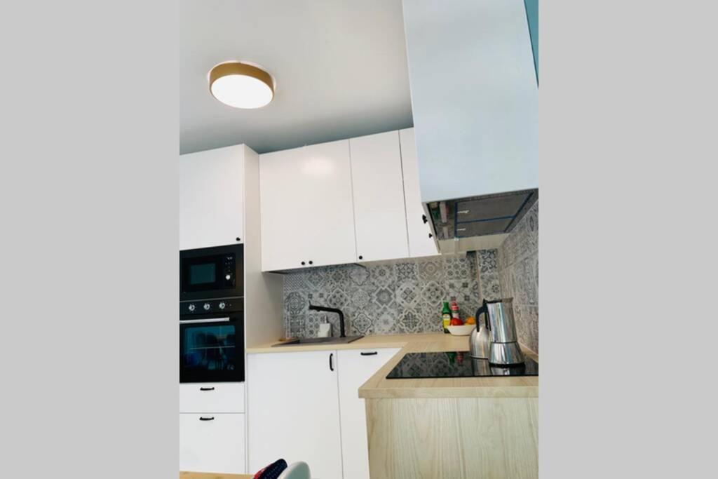 Uroczy Apartament Z Basenem I Kortem Tenisowym Pobierowo Exterior foto