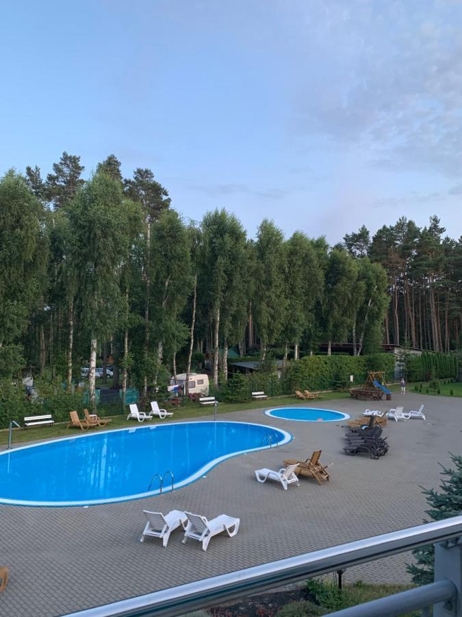 Uroczy Apartament Z Basenem I Kortem Tenisowym Pobierowo Exterior foto